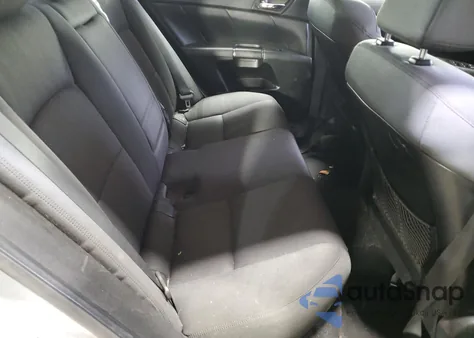 2011 Suzuki Kizashi Sport Gts z USA, uszkodzony, nr VIN JS2RF9A6XB6110007